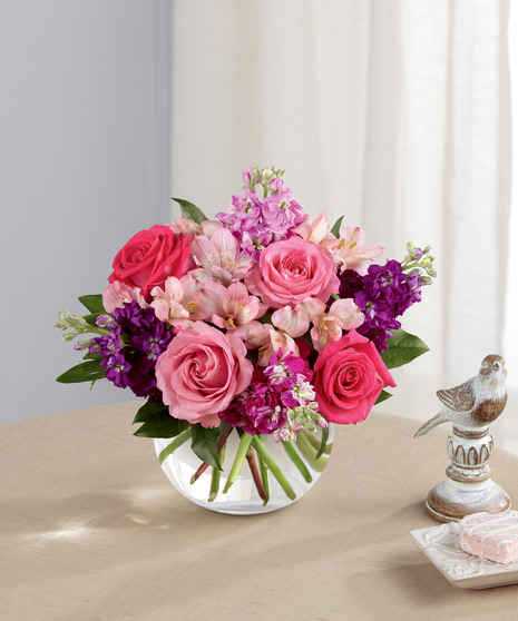 pink and lavender floral arrangement