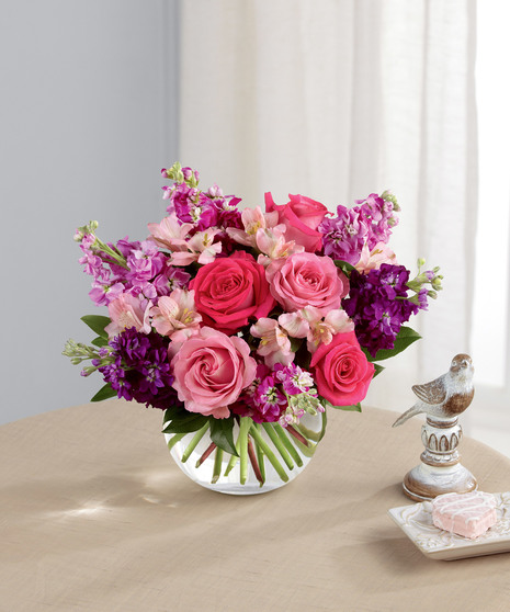 pink and lavender floral arrangement